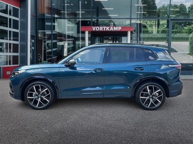 Volkswagen TIGUAN 1.5 eTSI DSG R-LINE PANO-DAK/TREKHAAKCAMERA/ACC/STOEL-STUURVERW