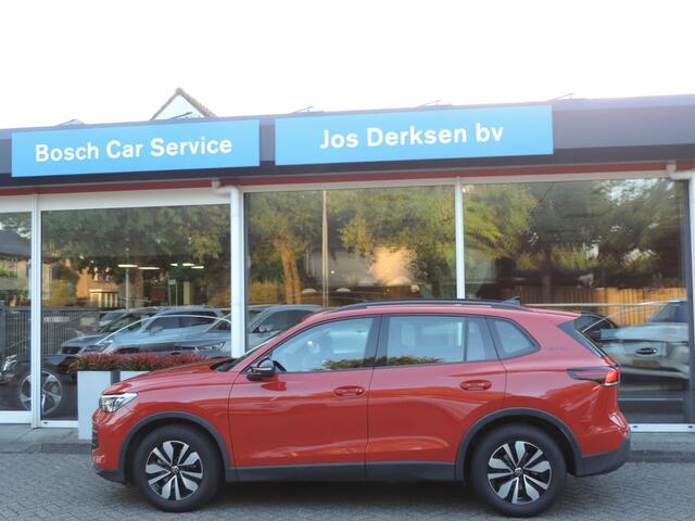 Volkswagen TIGUAN 1.5 eTSI Goal Automaat - Nav | CarPlay | Parkassist | 360 Camera | Stoel/stuurverw. | Dodehoek | Elektr. trekhaak