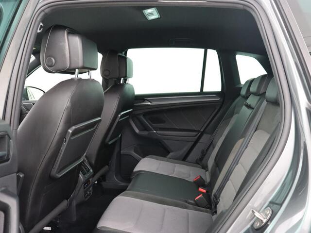 Volkswagen TIGUAN 1.4 TSI R Line | Stoelverwarming | Adaptief LED | Camera | Adaptive cruise | Park Assist | Navigatie | Keyless | Virtual Cockpit