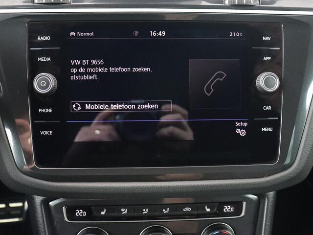 Volkswagen TIGUAN 1.4 TSI R Line | Stoelverwarming | Adaptief LED | Camera | Adaptive cruise | Park Assist | Navigatie | Keyless | Virtual Cockpit