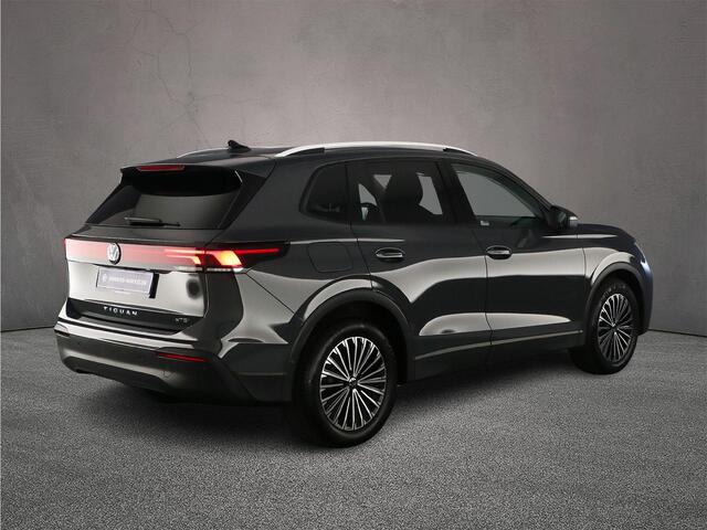 Volkswagen TIGUAN Life Edition 1.5 eTSI 150pk DSG Automaat Trekhaak, Adaptive cruise control, 360 camera, Elektrische achterklep, Navigatie, Achteruitrijcamera, LED koplampen