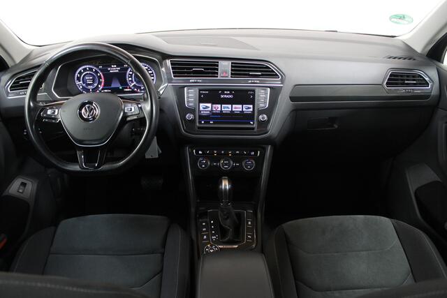 Volkswagen TIGUAN 2.0 TSI 4Motion 180PK | R-Line | Pano | Trekhaak | Virtual