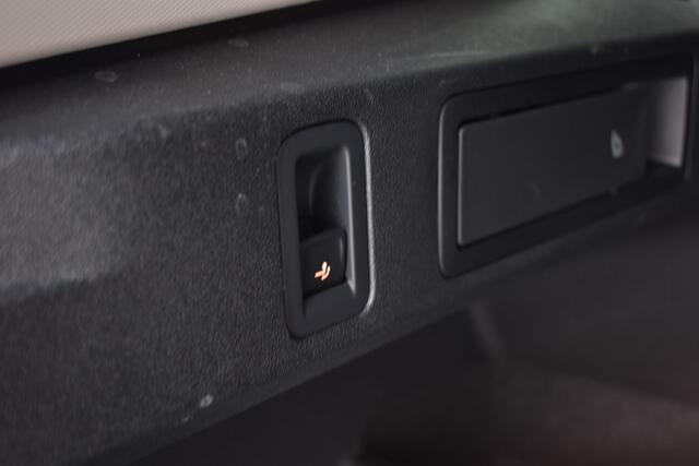 Volkswagen TIGUAN 1.5 eTSI 150PK DSG Elegance LEDER | 360° CAMERA | TREKHAAK
