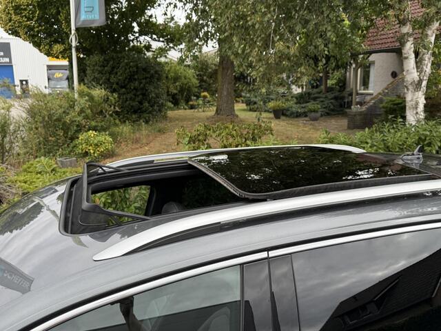 Volkswagen TIGUAN 1.5 TSI 150PK DSG 3x R-Line PanooTrekhaak