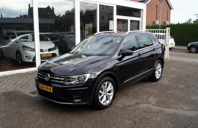 Volkswagen TIGUAN 1.4 TSI Comfortline Business Navi,Pdc,cruise,clima,Trekhaak,RIJKLAARPRIJS