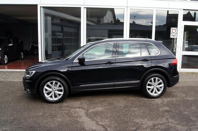 Volkswagen TIGUAN 1.4 TSI Comfortline Business Navi,Pdc,cruise,clima,Trekhaak,RIJKLAARPRIJS