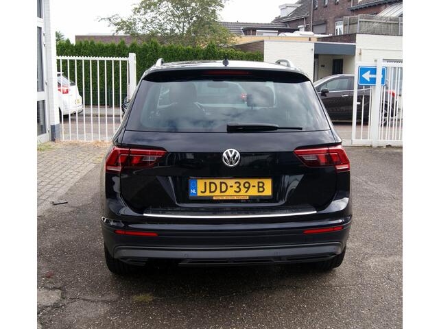 Volkswagen TIGUAN 1.4 TSI Comfortline Business Navi,Pdc,cruise,clima,Trekhaak,RIJKLAARPRIJS
