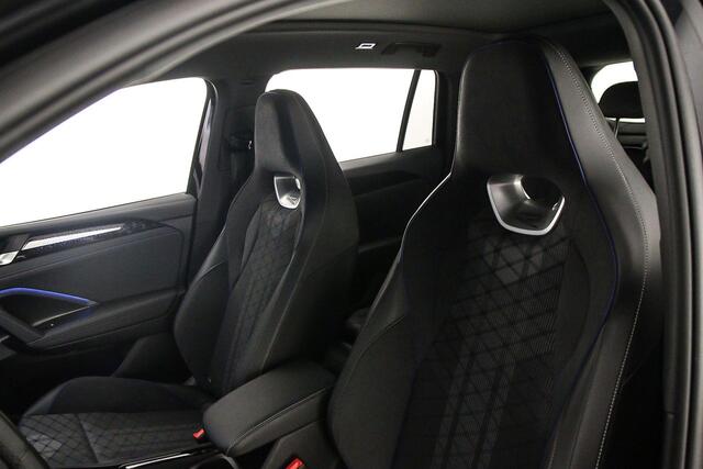 Volkswagen TIGUAN R-Line Edition 1.5 eTSI 150pk DSG Automaat Trekhaak, Panoramadak, Black Style, Adaptive cruise control, Navigatie, 360 camera, Elektrische achterklep
