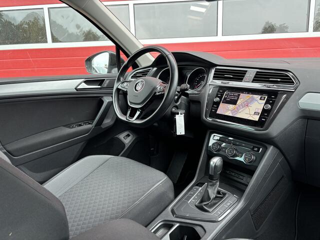 Volkswagen TIGUAN 1.5 TSI ACT Comfortline Business AUTOMAAT / TREKHAAK / FULL LED / NAVI / CLIMA / PDC / ACC / CARPLAY / NL-AUTO