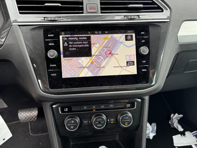 Volkswagen TIGUAN 1.5 TSI ACT Comfortline Business AUTOMAAT / TREKHAAK / FULL LED / NAVI / CLIMA / PDC / ACC / CARPLAY / NL-AUTO
