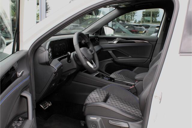 Volkswagen TIGUAN 1.5 eHybrid R-Line Business 272pk PANO TREKHAAK BLACK PACK NIEUWE AUTO!