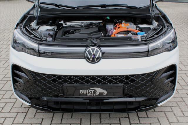 Volkswagen TIGUAN 1.5 eHybrid R-Line Business 272pk PANO TREKHAAK BLACK PACK NIEUWE AUTO!