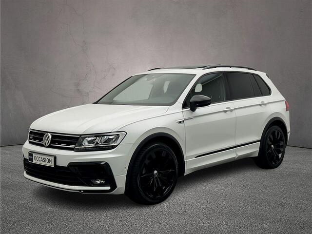 Volkswagen TIGUAN Highline Business R 1.5 TSI 150pk DSG Automaat Trekhaak, Black Style, Panoramadak, Elektrische achterklep, Navigatie, Stoelverwarming, LED koplampen