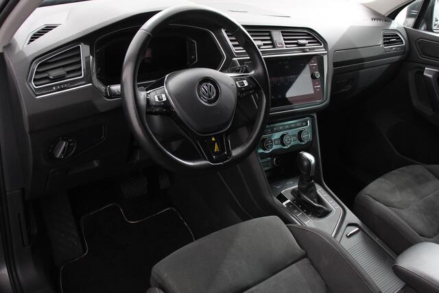 Volkswagen TIGUAN 1.5 TSI 150pk DSG Highline | Navigatie | Apple Carplay/Android Auto | Adaptive cruise control | Parkeersensoren | Camera | Park Assist | Lane Assist | Stoel- en stuurverwarming | Getinte ramen | Virtual Cockpit | LED-verlichting voor
