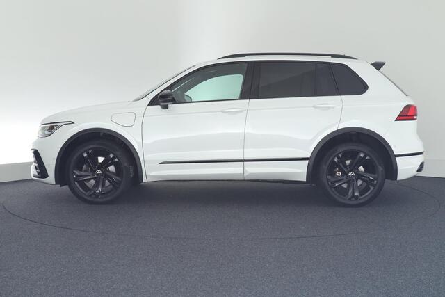 Volkswagen TIGUAN 1.4 TSI 245pk eHybrid R-Line Business+ Black Style Trekhaak Camera Led Virtual Cockpit Navigatie