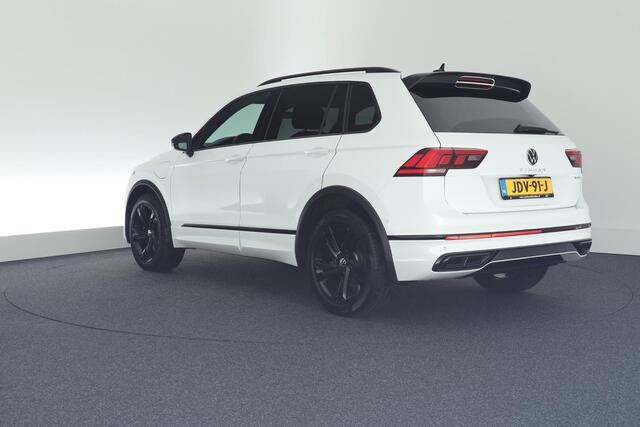Volkswagen TIGUAN 1.4 TSI 245pk eHybrid R-Line Business+ Black Style Trekhaak Camera Led Virtual Cockpit Navigatie