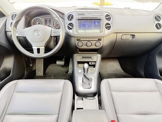 Volkswagen TIGUAN Automaat * 85.806 Km * Panoramadak * Leer * Navi *