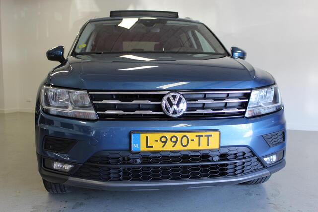 Volkswagen TIGUAN Allspace 2.0 TDI Comfortline Business | ACC | PANO-DAK | TREKHAAK | 150PK | CLIMA | STOEL-VERW | DAB | CARPLAY |