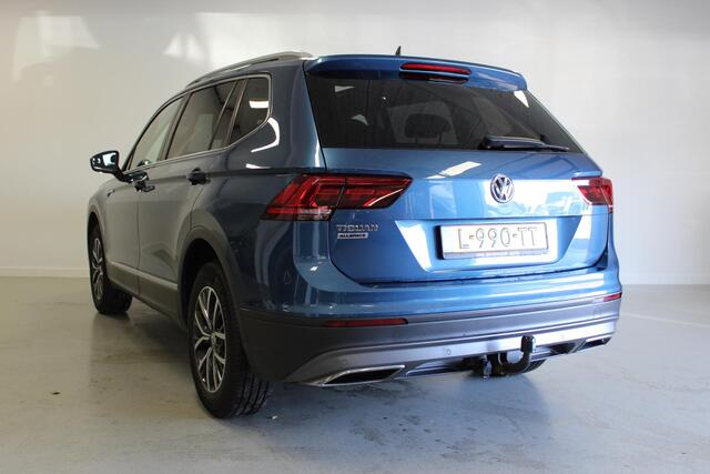 Volkswagen TIGUAN Allspace 2.0 TDI Comfortline Business | ACC | PANO-DAK | TREKHAAK | 150PK | CLIMA | STOEL-VERW | DAB | CARPLAY |