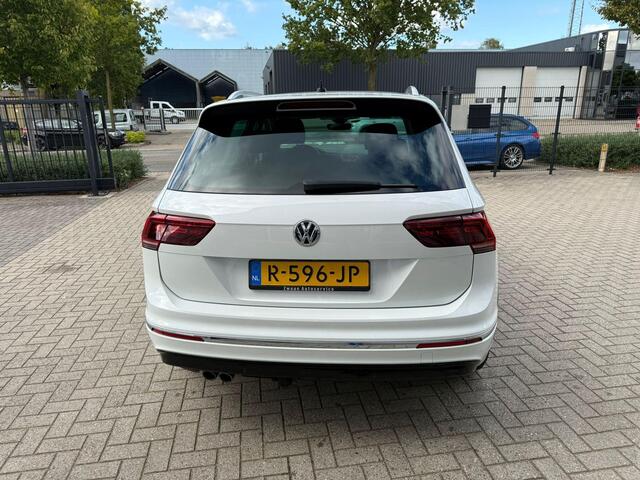 Volkswagen TIGUAN 2.0 TSI 4Motion Highline Business R