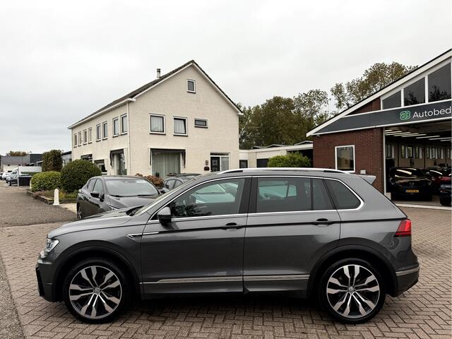 Volkswagen TIGUAN 1.5 TSI ACT High R-Line 20''Lmv, Trekhaak, Stoelverwarming
