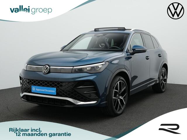 Volkswagen TIGUAN 1.5 eHybrid 204 pk DSG R-Line Edition | Panoramadak | Stoel-/stuurverwarming | Park Assist Plus | Side Assist | Carplay | ergoActive Sportstoelen | 20 inch