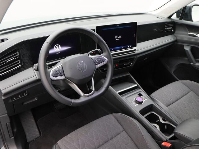 Volkswagen TIGUAN 1.5 eTSi 130 Pk Automaat Life Edition | Carplay | Trekhaak | Adaptive Cruise | Climate Control | Parkeersensoren | Stoel Verwarming | Navigatiesysteem | 17 Inch | 19.060 Km
