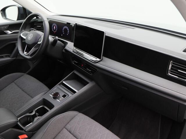 Volkswagen TIGUAN 1.5 eTSi 130 Pk Automaat Life Edition | Carplay | Trekhaak | Adaptive Cruise | Climate Control | Parkeersensoren | Stoel Verwarming | Navigatiesysteem | 17 Inch | 19.060 Km