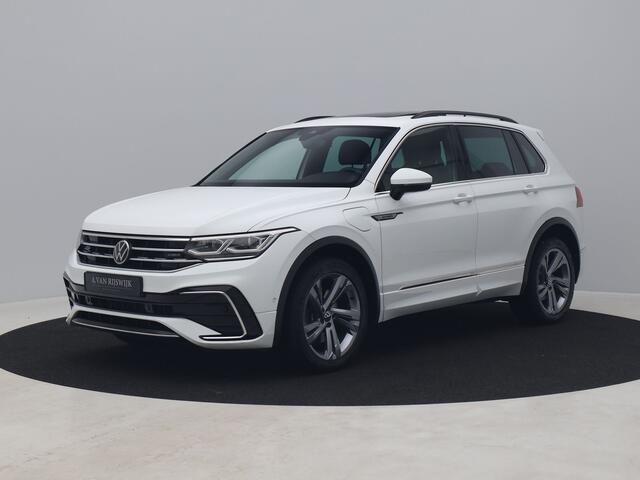 Volkswagen TIGUAN 1.4 TSI eHybrid R-Line Business+ | PANO | CAMERA | ADAPTIVE | KEYLESS | STOEL- EN STUURVERW.