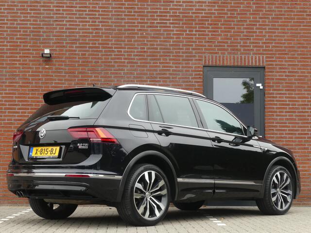 Volkswagen TIGUAN 2.0 TSI 4Motion 2 X R-line / Schuifdak / Trekhaak