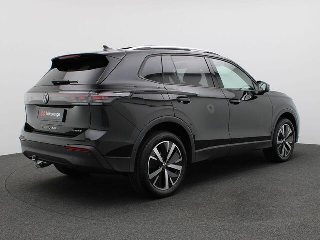 Volkswagen TIGUAN 1.5 eHybrid Life Edition 204PK DSG Adaptieve Cruise Controle, Achteruitrijcamera, Stoel-Stuurverwarming, Keyless, Navi via Apple Carplay/Android Auto, Side Assist, Trekhaak, 19" LM Velgen