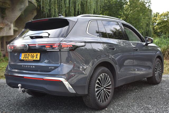 Volkswagen TIGUAN 1.5 eTSI 150PK DSG Elegance LEDER | 360° CAMERA | TREKHAAK
