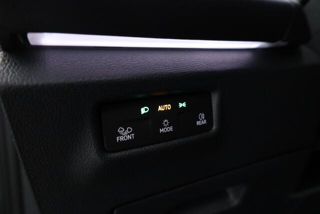 Volkswagen TIGUAN 1.5 eHybrid R-Line Black Style | Pano | Massage | Adapt. Cruise | IQ. Light | Camera | Keyless | CarPlay