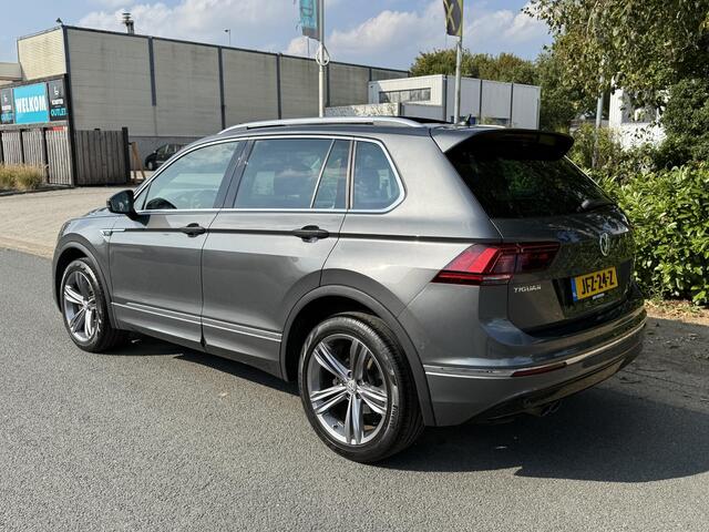 Volkswagen TIGUAN 2.0 TSI 4Motion R-Line 180PK DSGoPanooTrekhaak