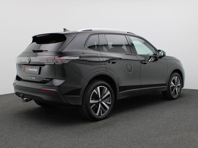 Volkswagen TIGUAN 1.5 eHybrid Life Edition 204PK DSG Trekhaak, 19" LM Velgen, Adaptieve Cruise Controle, Achteruitrijcamera, Side Assist, Navi via Apple Carplay/Android Auto, Keyless, Stoel-Stuurverwarming, Elektr. Achterklep