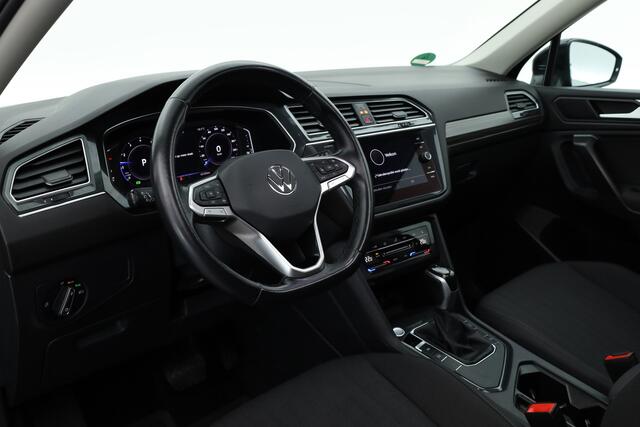 Volkswagen TIGUAN Allspace 1.5 TSI DSG 7 persoons | Pano | Elek. Trekhaak | Stoel- Stuurverw. | Camera | Adapt. Cruise | Navi