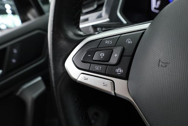 Volkswagen TIGUAN Allspace 1.5 TSI DSG 7 persoons | Pano | Elek. Trekhaak | Stoel- Stuurverw. | Camera | Adapt. Cruise | Navi