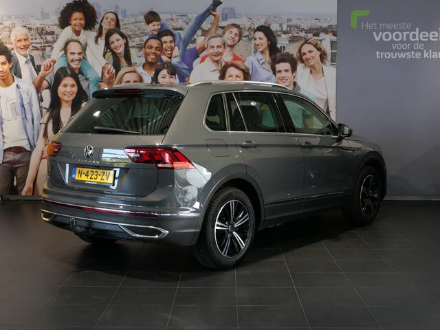 Volkswagen TIGUAN 1.5 TSI Elegance Trekhaak, Dodehoek, stoelverwarming, Adaptive Cruise