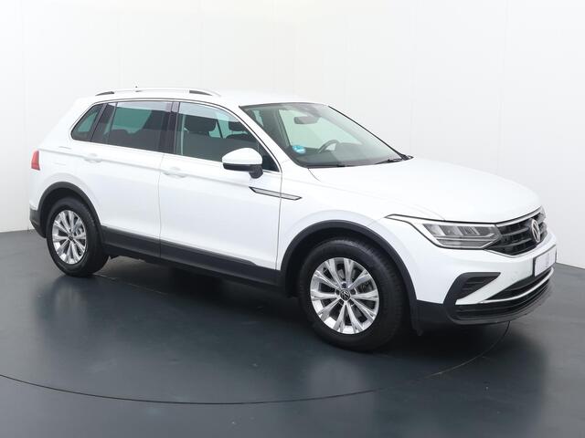 Volkswagen TIGUAN 1.5 TSI Life Business | 150 PK | Automaat | Trekhaak wegklapbaar | Ergo-Active voorstoelen |