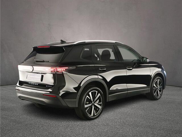 Volkswagen TIGUAN Life Edition 1.5 TSI eHybrid 204pk DSG Automaat Trekhaak, 360 camera, Adaptive cruise control, LED matrix koplampen, Elektrische achterklep