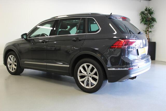 Volkswagen TIGUAN 1.5 TSI ACT Highline | DYNAUDIO | PANO-DAK | ACC | STOEL-VERW | CLIMA | PDC-V/A | CAMERA | SFEER |