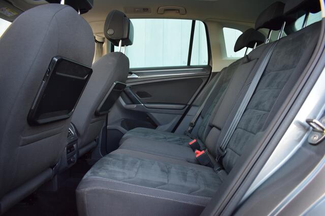 Volkswagen TIGUAN 2.0 TSi 180pk Automaat 4Motion R-Line Highline LED | Panoramadak | Carplay | Virtual | Sportstoelen | 19 Inch LMV