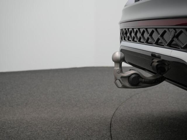 Volkswagen TIGUAN 1.5 eHybrid 204 pk DSG R-Line Edition | Panoramadak | Trekhaak | Adaptief onderstel | Achteruitrijcamera | Stuur-/stoelverwarming
