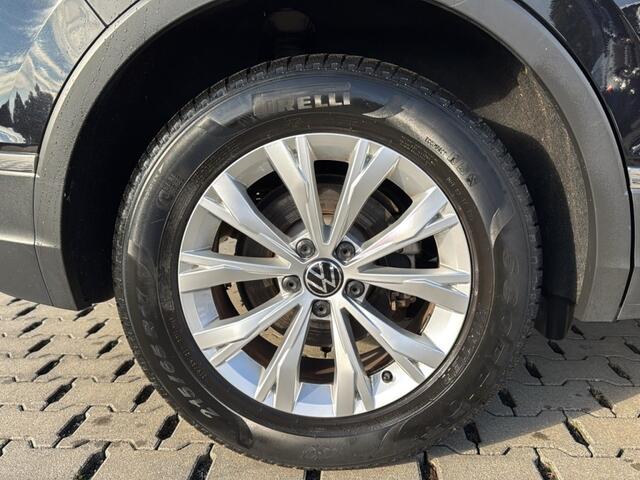 Volkswagen TIGUAN 1.5 TSI DSG ELEGANCE PANO-DAK/TREKHAAK/ACC/PDC/STOELVERW