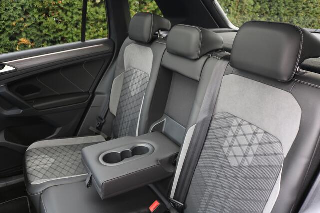 Volkswagen TIGUAN 1.4 TSI eHybrid R-Line Black Style 245PK (Panodak Sportinterieur VirtualCockpit ACC Carplay Keyless Camera IQ-Light 20InchLMV PrivacyGlass)