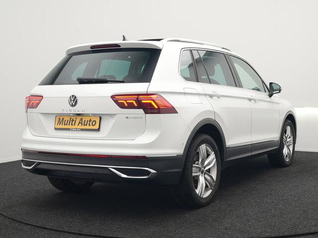 Volkswagen TIGUAN TSI eHybrid Elegance Plug In Hybrid 266pk PHEV | Panodak | Head Up | Adaptive Cruise | Alcantara Sportstoelen Massage & Verwarmd | Pilot Assist | Apple Carplay | Blis | Navigatie | Virtual | DAB |