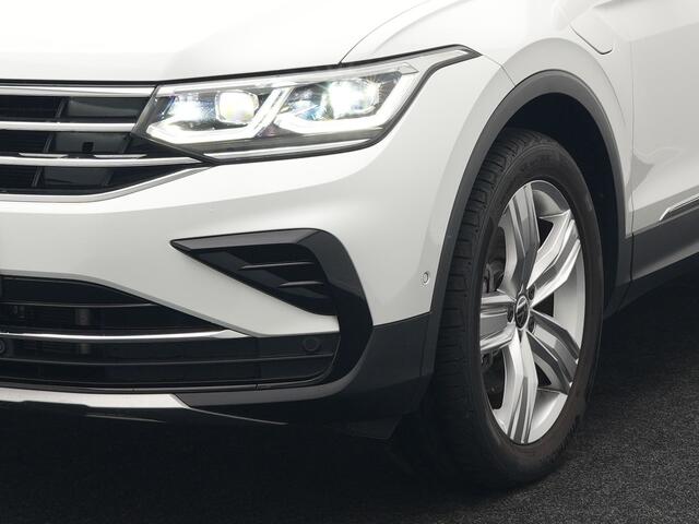 Volkswagen TIGUAN TSI eHybrid Elegance Plug In Hybrid 266pk PHEV | Panodak | Head Up | Adaptive Cruise | Alcantara Sportstoelen Massage & Verwarmd | Pilot Assist | Apple Carplay | Blis | Navigatie | Virtual | DAB |