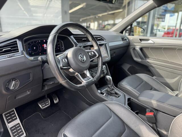 Volkswagen TIGUAN 1.5 TSI Highline Business R | Pano | Trekhaak | Virtual