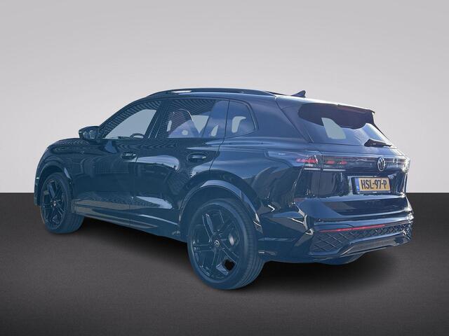 Volkswagen TIGUAN 1.5 eHybrid R-Line Edition 204PK PHEV | Verlengde garantie | Panorama dak | Trekhaak | Black Style | Matrix koplampen | Assistance pakket plus |