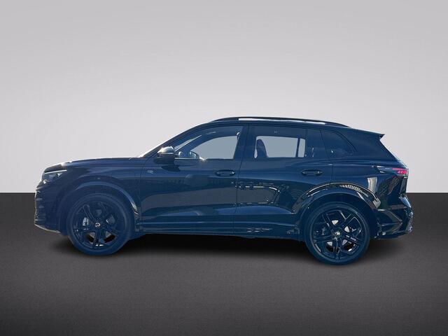 Volkswagen TIGUAN 1.5 eHybrid R-Line Edition 204PK PHEV | Verlengde garantie | Panorama dak | Trekhaak | Black Style | Matrix koplampen | Assistance pakket plus |